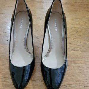 Coach Giovanni II black patent leather heels, size 6.5